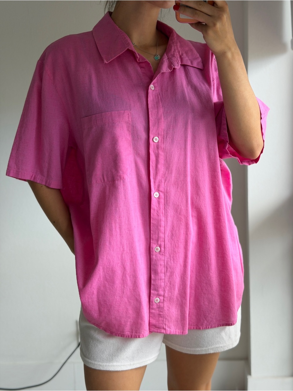 Pink Short-Sleeve Button-Up Shirt Woman